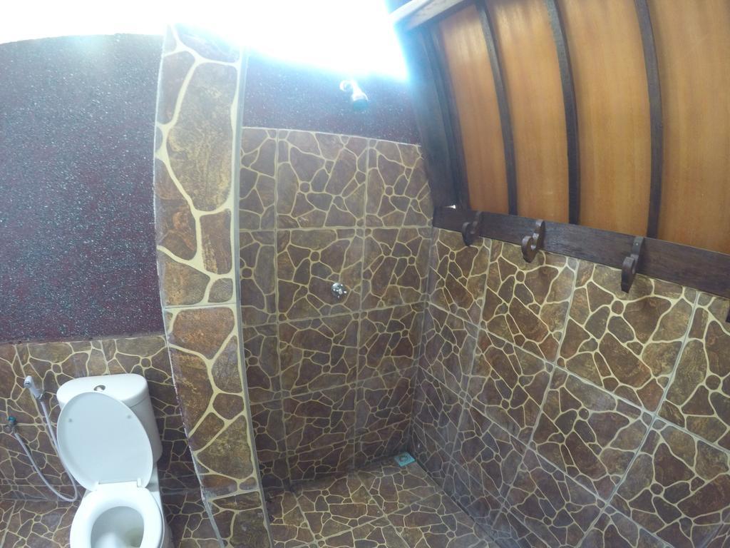 Hello Lumbung Homestay Гили-Эйр Экстерьер фото