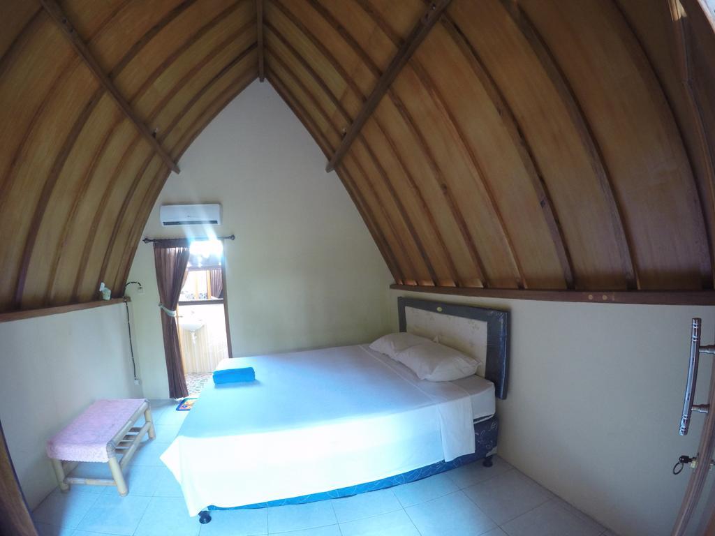 Hello Lumbung Homestay Гили-Эйр Экстерьер фото
