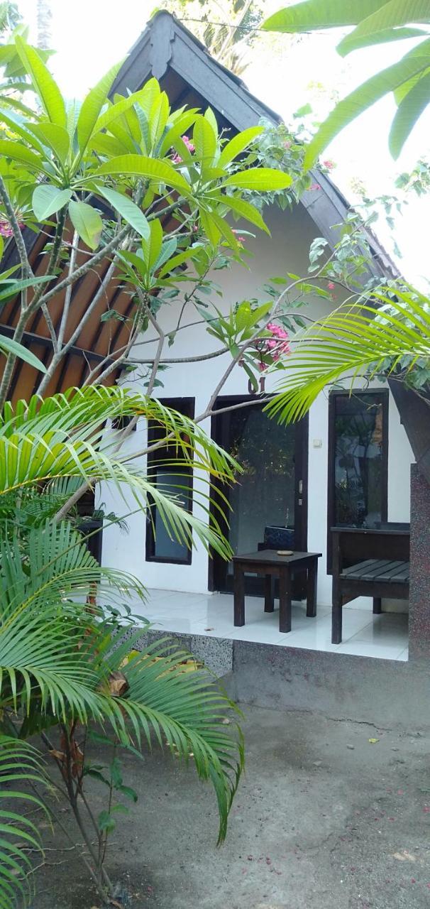 Hello Lumbung Homestay Гили-Эйр Экстерьер фото