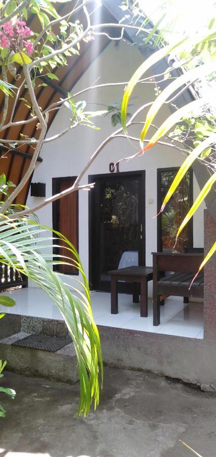 Hello Lumbung Homestay Гили-Эйр Экстерьер фото
